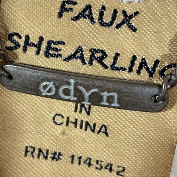 Odyn Faux Shearling Plush Open Front Vest Women's Size Medium boho festival warm - Picture 7 of 8